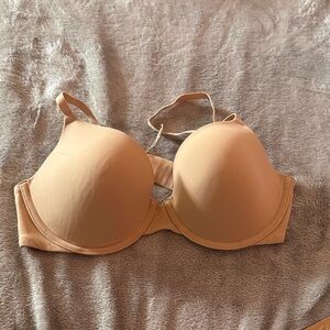 SKIMS Nude Seamless Bra - Women Intimates